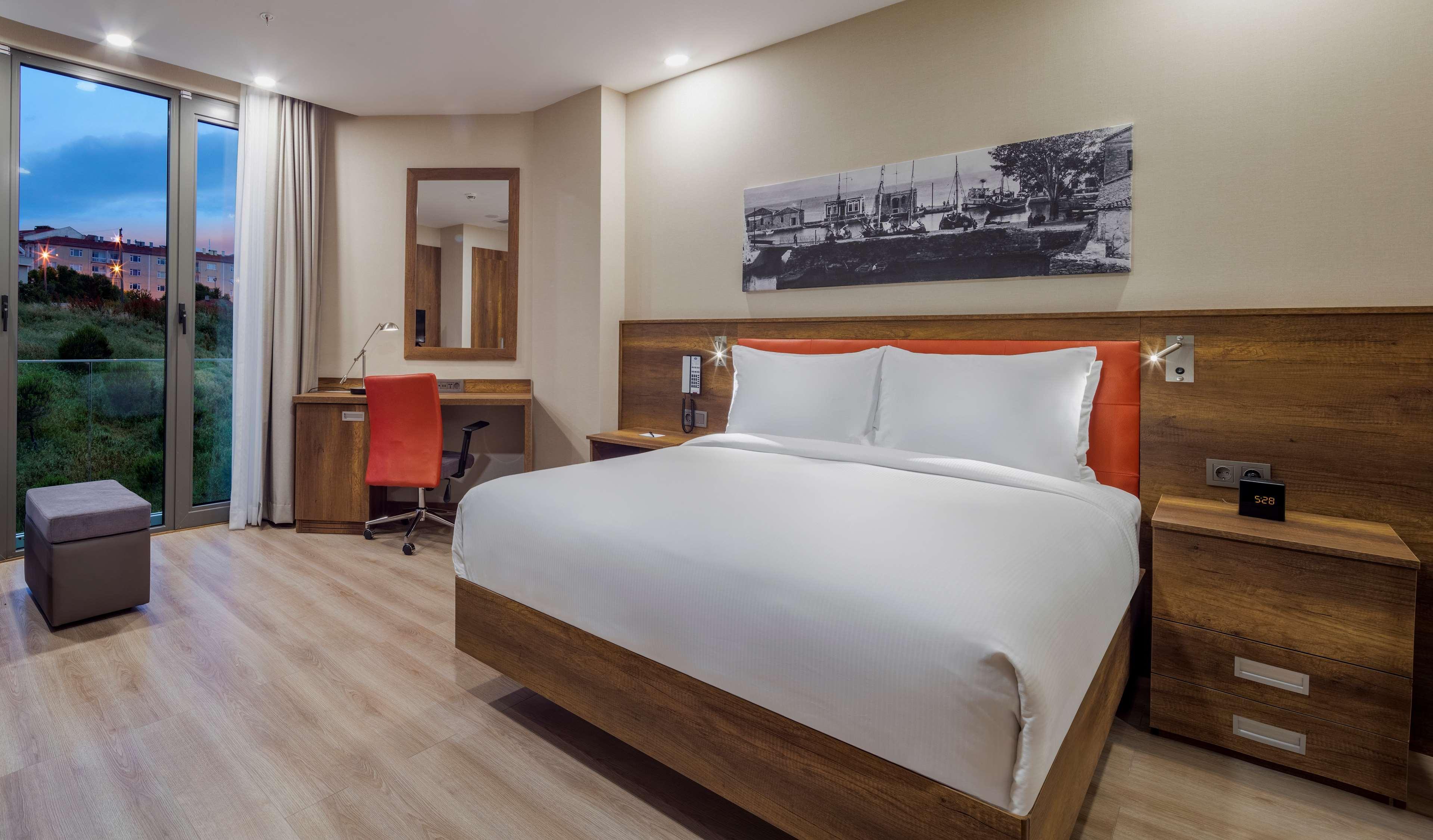 Hampton By Hilton Canakkale Гелиболу Экстерьер фото