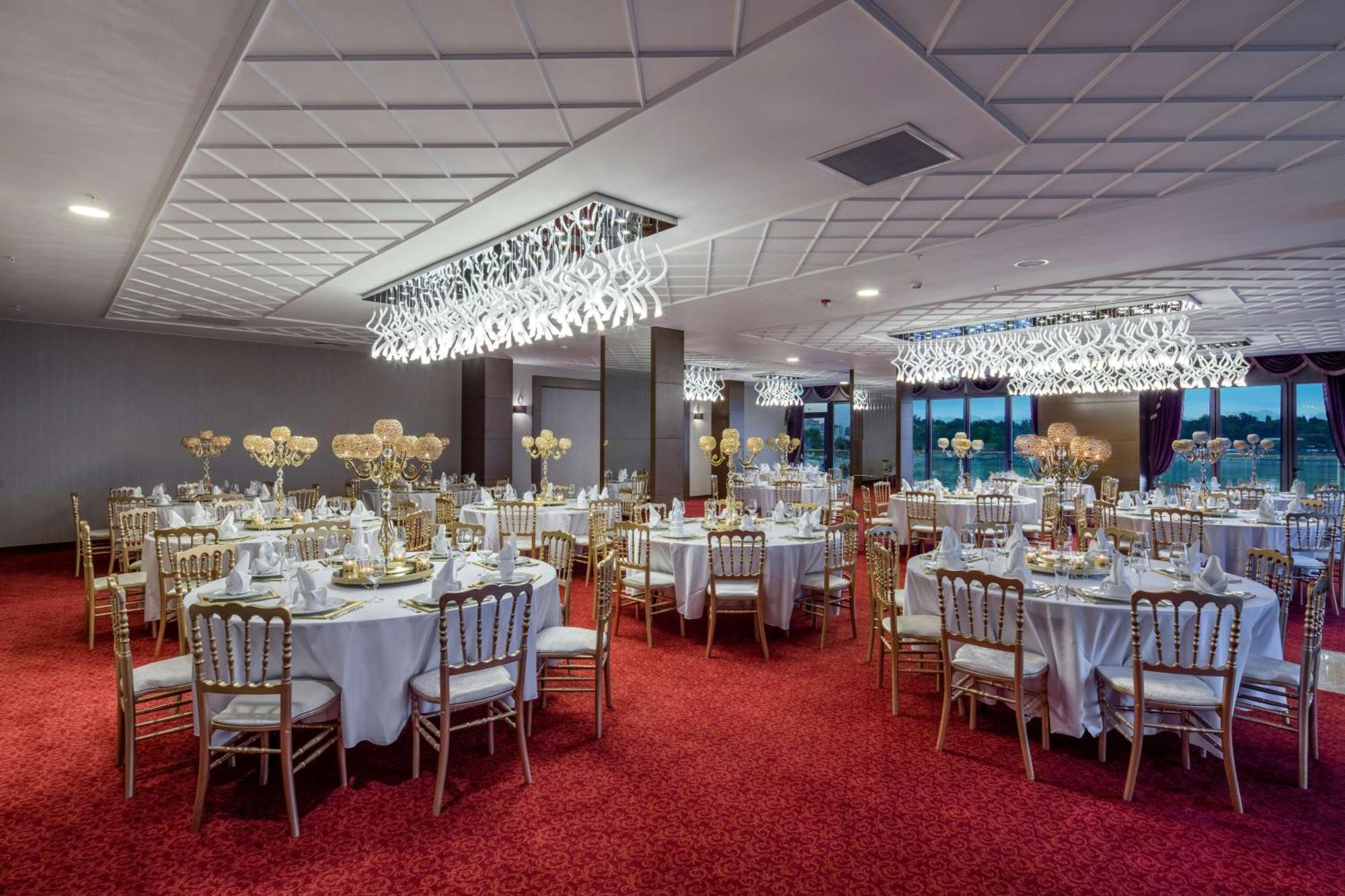 Hampton By Hilton Canakkale Гелиболу Экстерьер фото