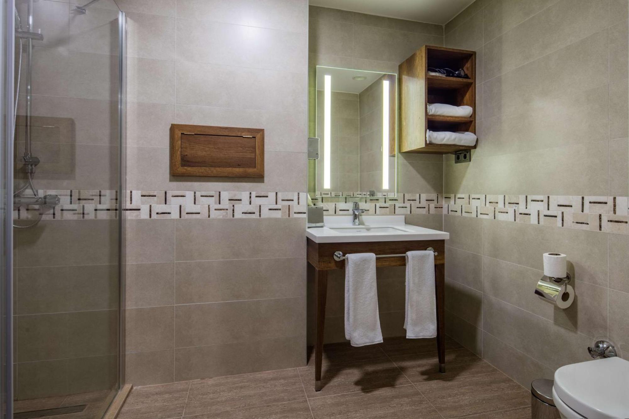 Hampton By Hilton Canakkale Гелиболу Экстерьер фото